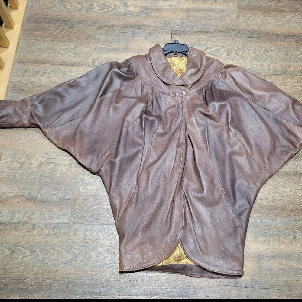Vtg Brown Leather Cape Coat - Picture 2 of 14